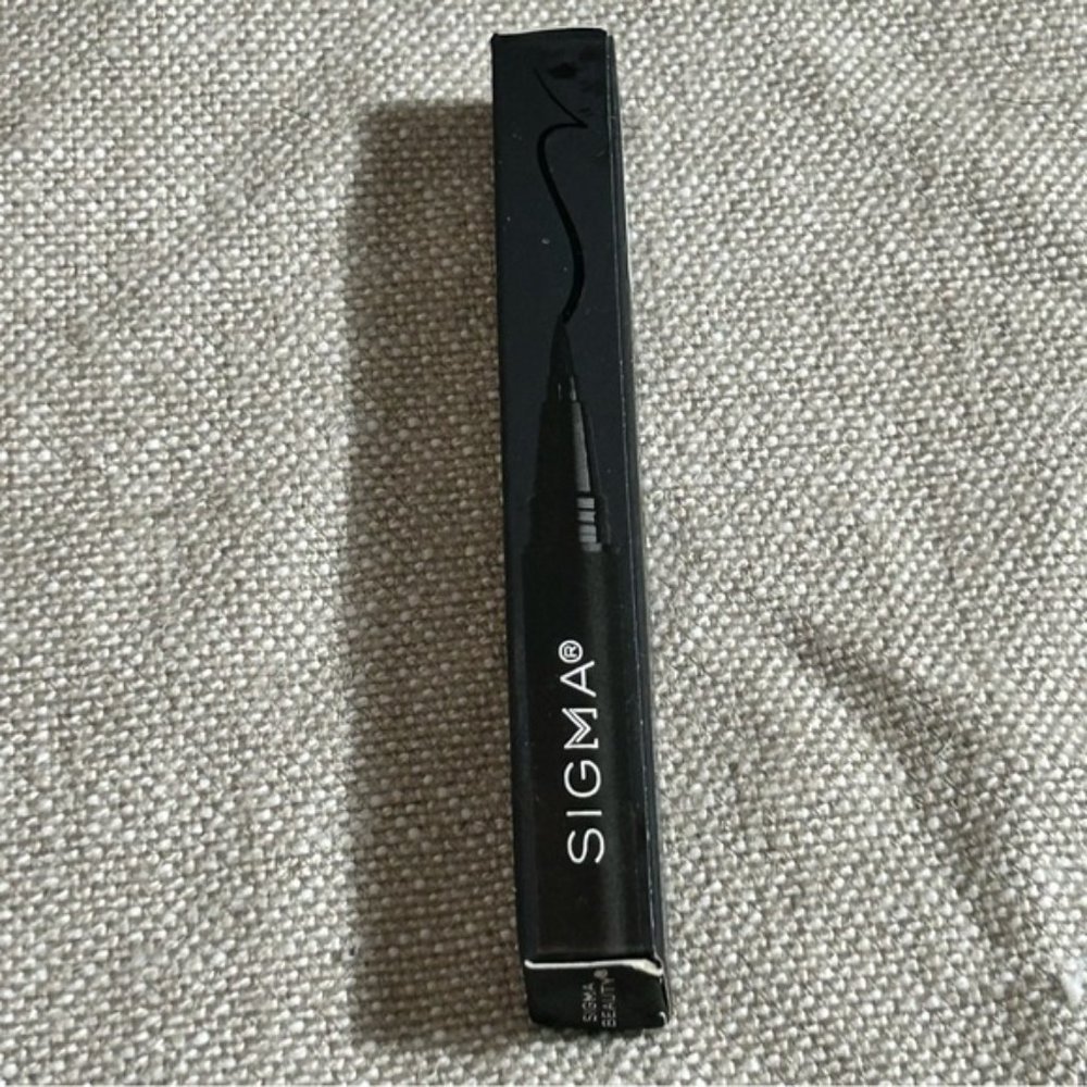 Sigma Beauty Liquid Pen Eyeliner- Wicked (Black)- NIB - Picture 3 of 7